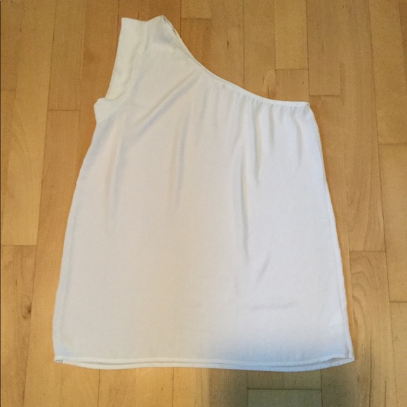 One shoulder blouse - Picture 2 of 2